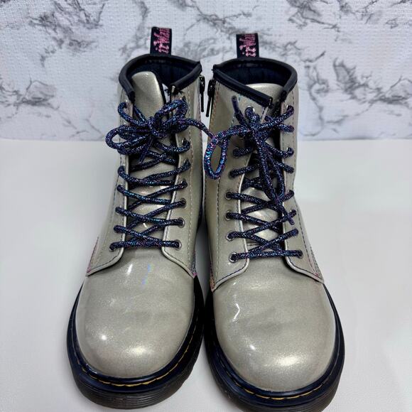Dr Marten’s Junior 1460 Sparkle Rays Lace Up Combat Boots Girls Size 4 Silver - Picture 11 of 14